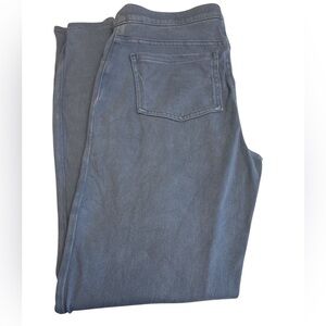 Spanx Jean-ish leggings pull on ankle length pockets sits @natural waist Sz M